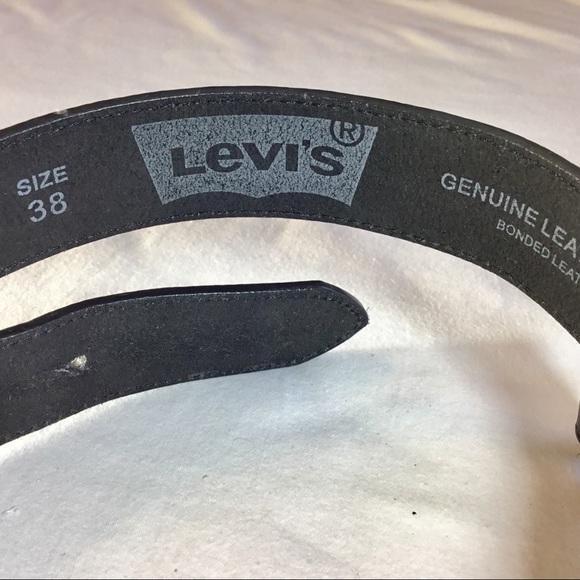 Levi Strauss Black Belt Size 38, Casual - Picture 2 of 2
